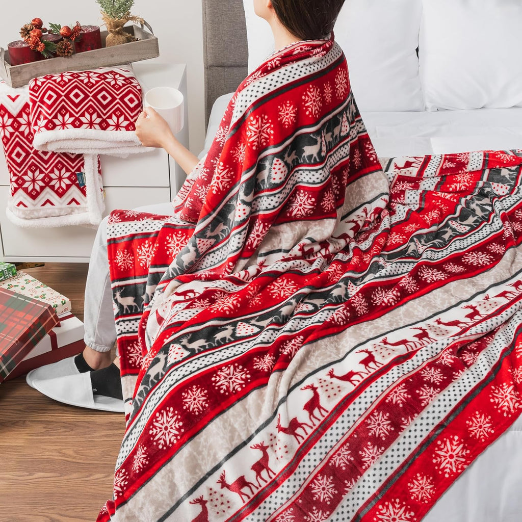 Christmas Reindeer Snowflake Throw Blanket, Red Winter Fleece 50X60